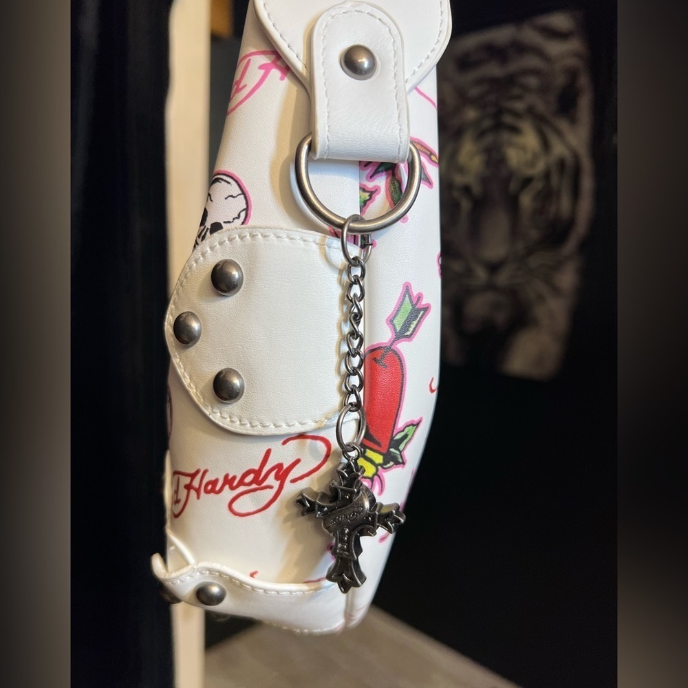 ☠️❤️ ED HARDY WHITE SHOULDER HOBO
BAG-NWT☠️❤️ - Picture 9 of 12